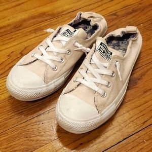 Women's Converse Low Top Sneakers - Light Pink - 10.5